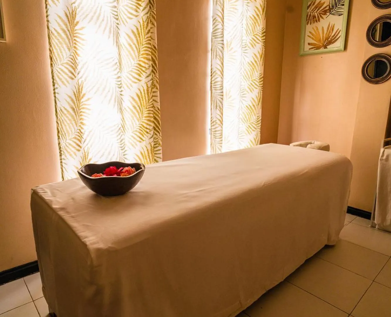 Hostel Unwnd Boutique Hotel Makati Makati City Philippines